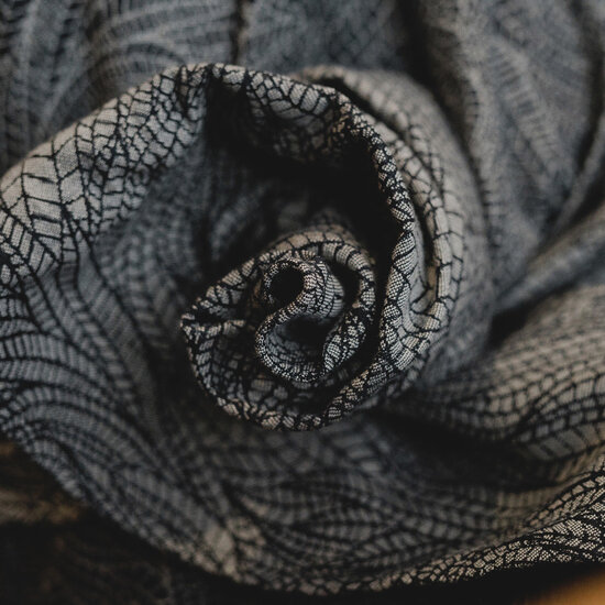 Little Frog  Little Frog ringsling - Night Wildness