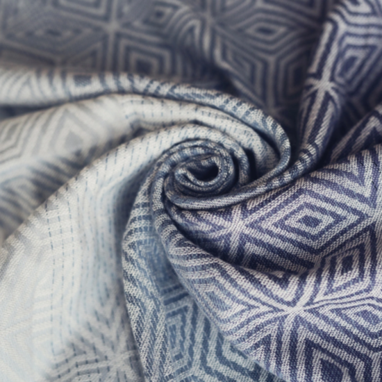 Little Frog  Little Frog draagdoek - TENCEL™ Rocky Cube