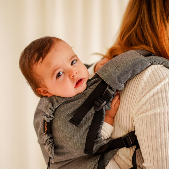 Neko Neko Medium - Bold