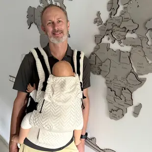 Little Frog Prime Carrier  V3 - Oat Linen Miles