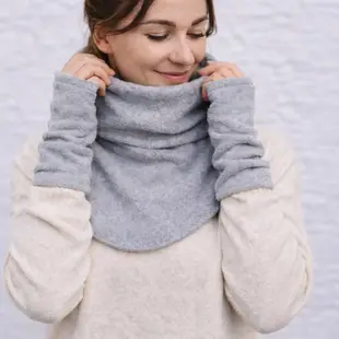 Hoppediz col en handwarmers -  Stone