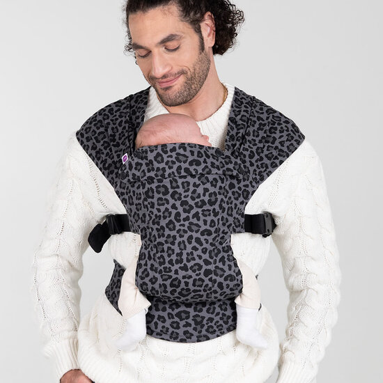 Izmi IZMI Baby Carrier Draagzak - Leopard Grey