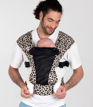 IZMI Breeze Baby Carrier Draagzak - Leopard Oat