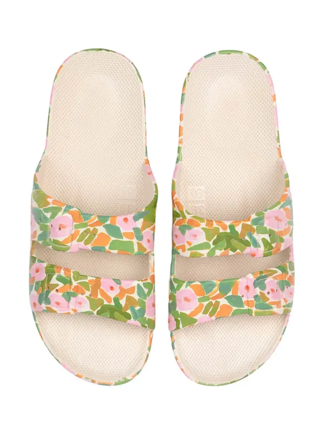 Floral print rubber sandal - adult