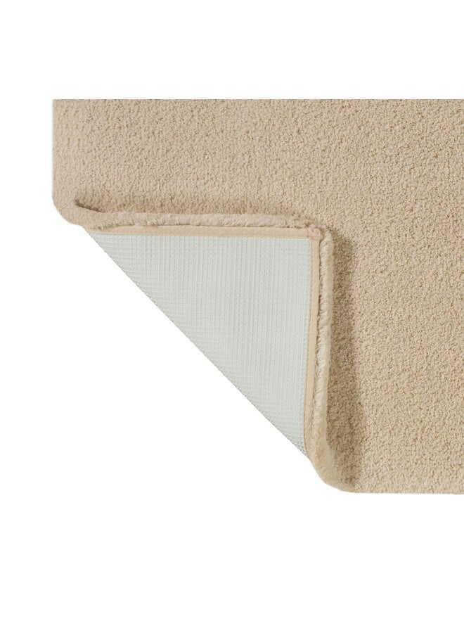 Mauro Badmat  Almond