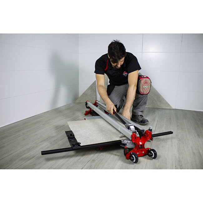 Rubi TZ-1550 met 155 cm snijlengte en 1500 kg breekkracht