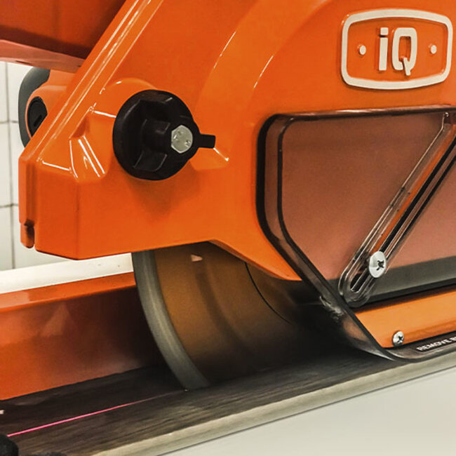 IQ TS244 Droog Tegelzaagmachine