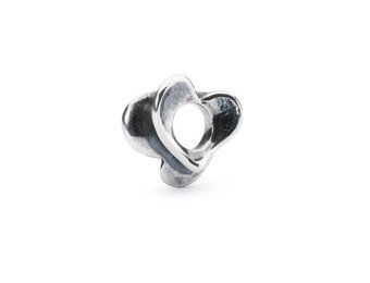 TAGBE-100178 Ontluikende Liefde