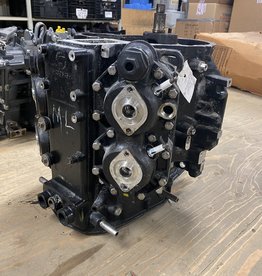 Johnson Evinrude Complete engine block: OMC Johnson / Evinrude V4 75 -130 hp 0439546 / 187225 / 84638