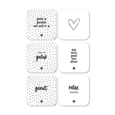 Zoedt Zoedt: Set van 6 vinyl onderzetters - zwart wit met teksten