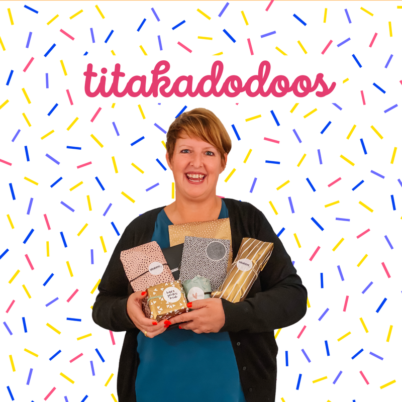 PRE-ORDER: titakadodoos voor de liefste