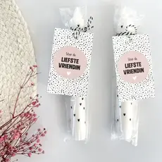 Liefs van Cindy Liefs van Cindy: hartjes kaars met kaartje vriendin
