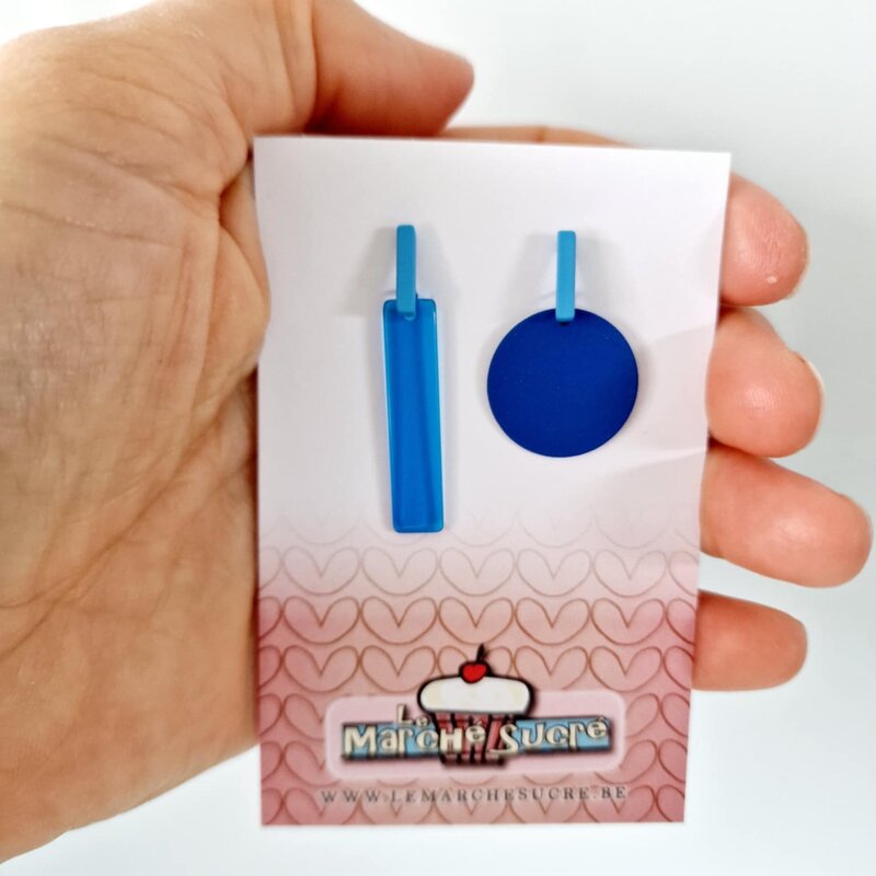 le marché sucré Le marché sucré: oorbellen - asymetrisch blauw