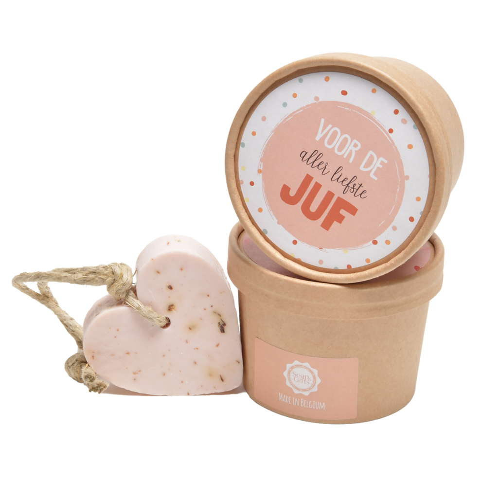 Soap & Gifts BV Soap & gifts:  Soap in a bowl met hartzeep " Voor de allerliefste Juf"
