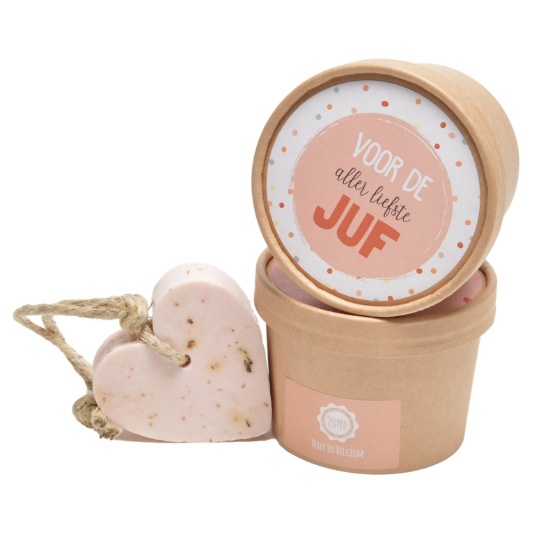 Soap & Gifts BV Soap & gifts:  Soap in a bowl met hartzeep " Voor de allerliefste Juf"