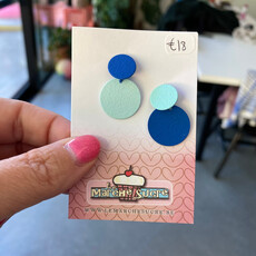 le marché sucré Le marché sucré: oorbellen - asymmetrisch lichtblauw en blauw