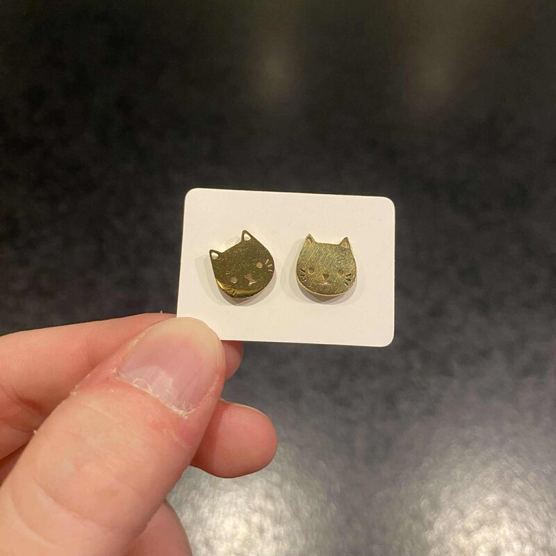 geen merk oorbellen - poesjes - goud
