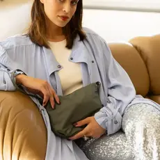 Tinne + Mia Tinne + Mia: Cross body baggy | olive night