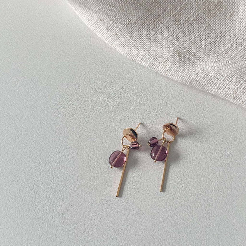 Atelier Meau Atelier Meau: Oorbellen - Plum - 10