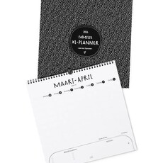 Zoedt Zoedt: XL Familieplanner 2026 - extra grote planner voor gezinnen - 6 tot 8 personen