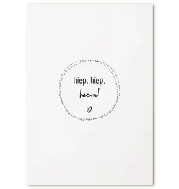 Zoedt Zoedt: Kaart A6 met tekst 'Hiep hiep hoera!'