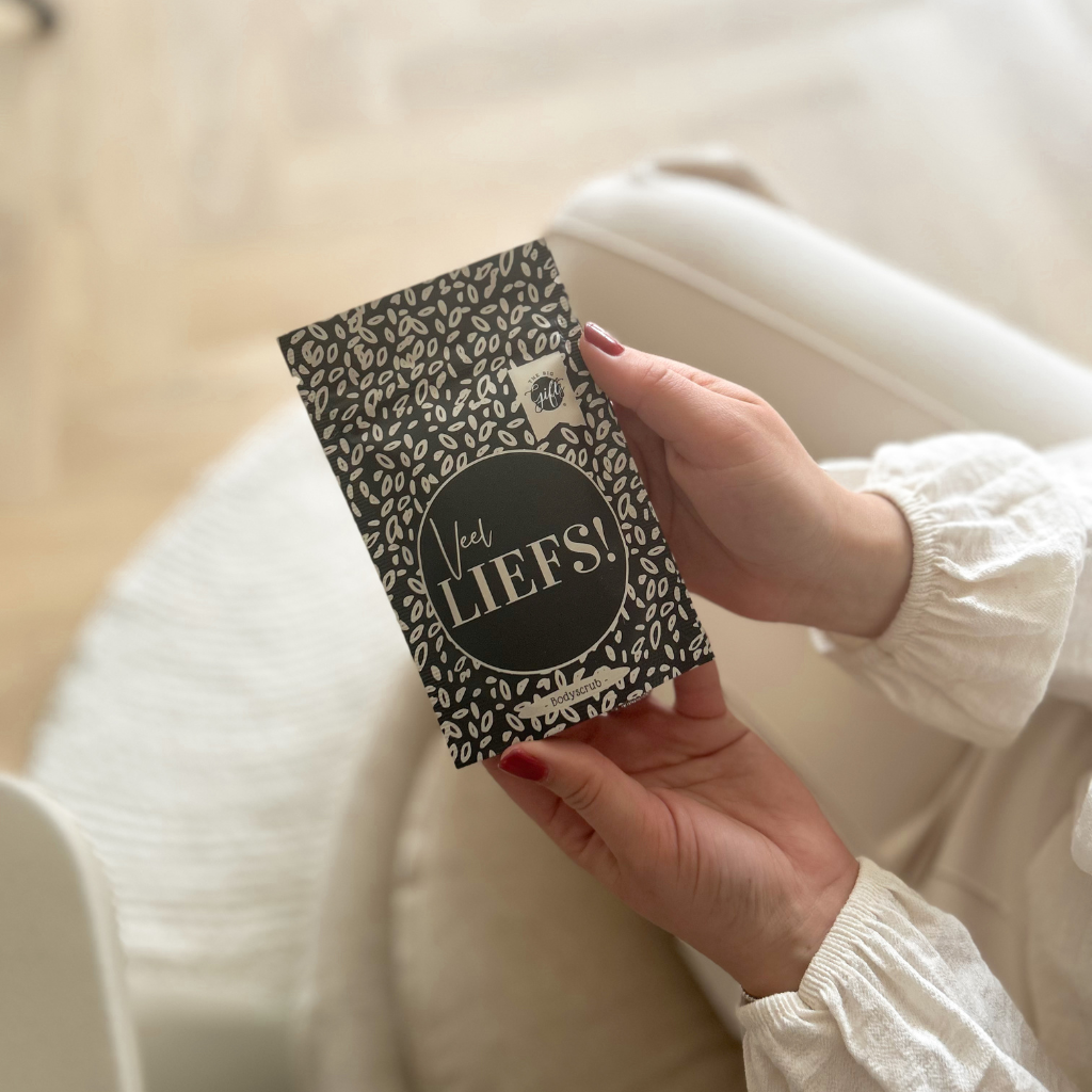 The Big Gifts B.V. The big gifts: Bodyscrub - Liefs (zwart/beige versie)