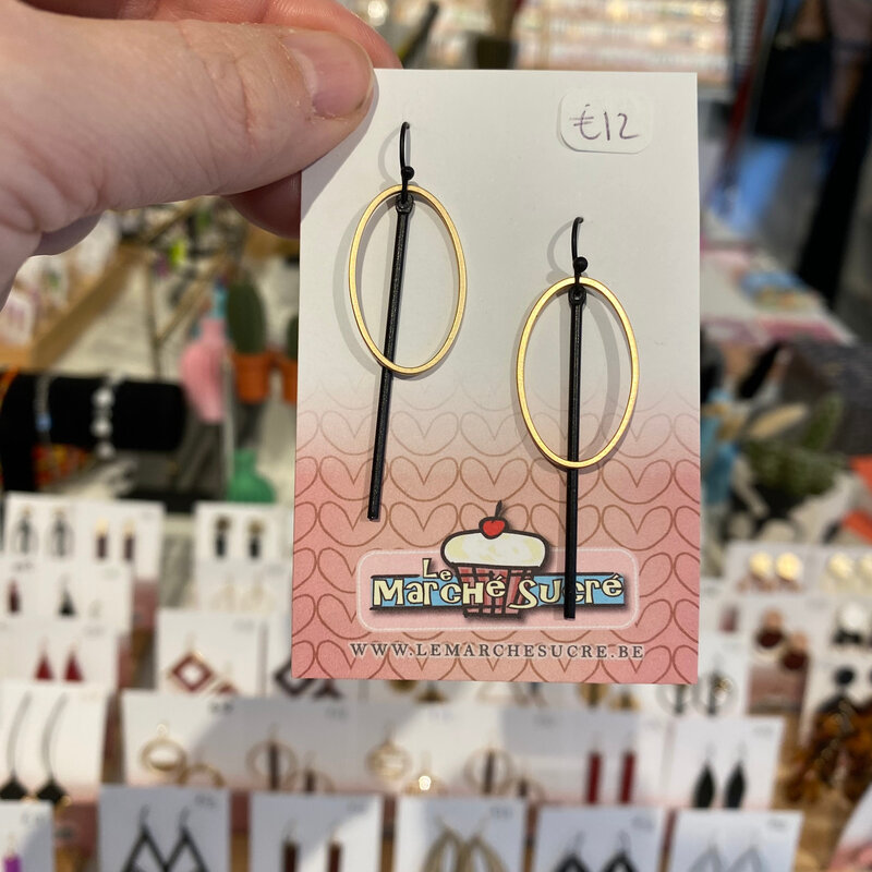 le marché sucré Le marché sucré: oorbellen hangers - goud + zwart