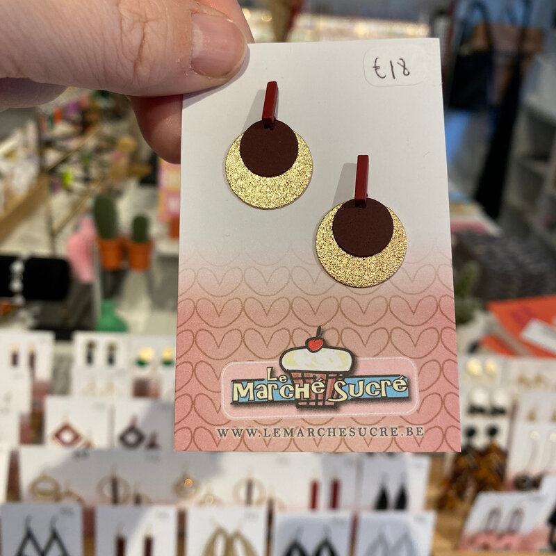 le marché sucré Le marché sucré:  oorbellen stekers - goud + aubergine + bordeaux