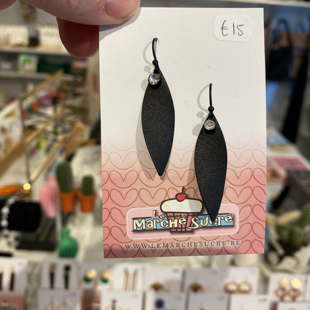 le marché sucré Le marché sucré: oorbellen hangers - zwart