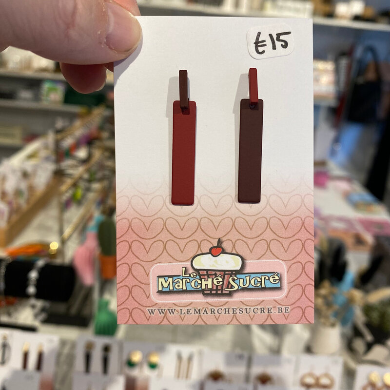 le marché sucré Le marché sucré: oorbellen stekers assymetrisch - bordeaux + aubergine