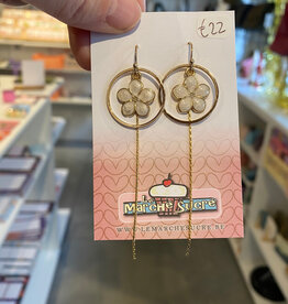 le marché sucré Le marché sucré: oorbellen hangers - goud + bloemetje