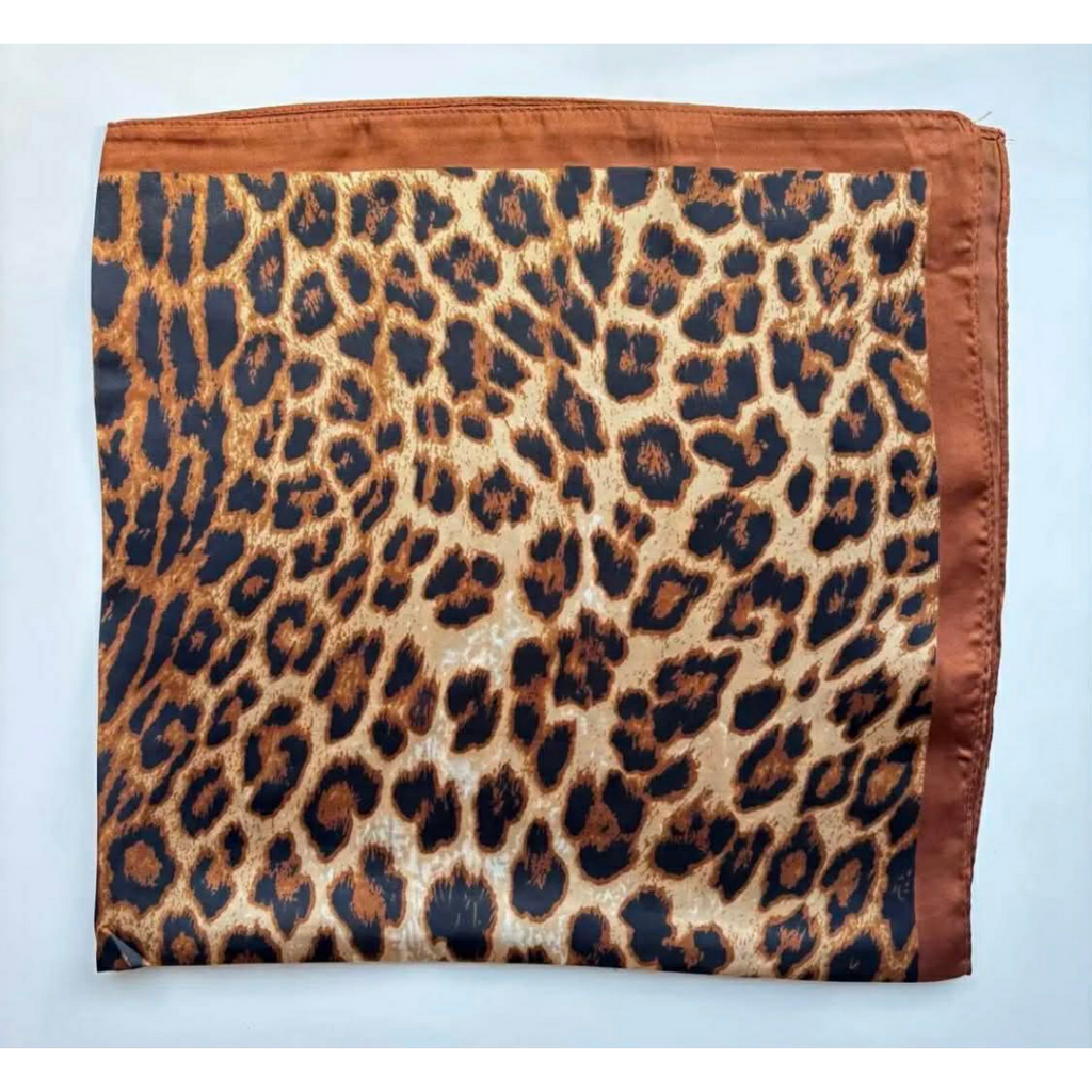 Wauw Wauw: mini sjaaltje met print - 06