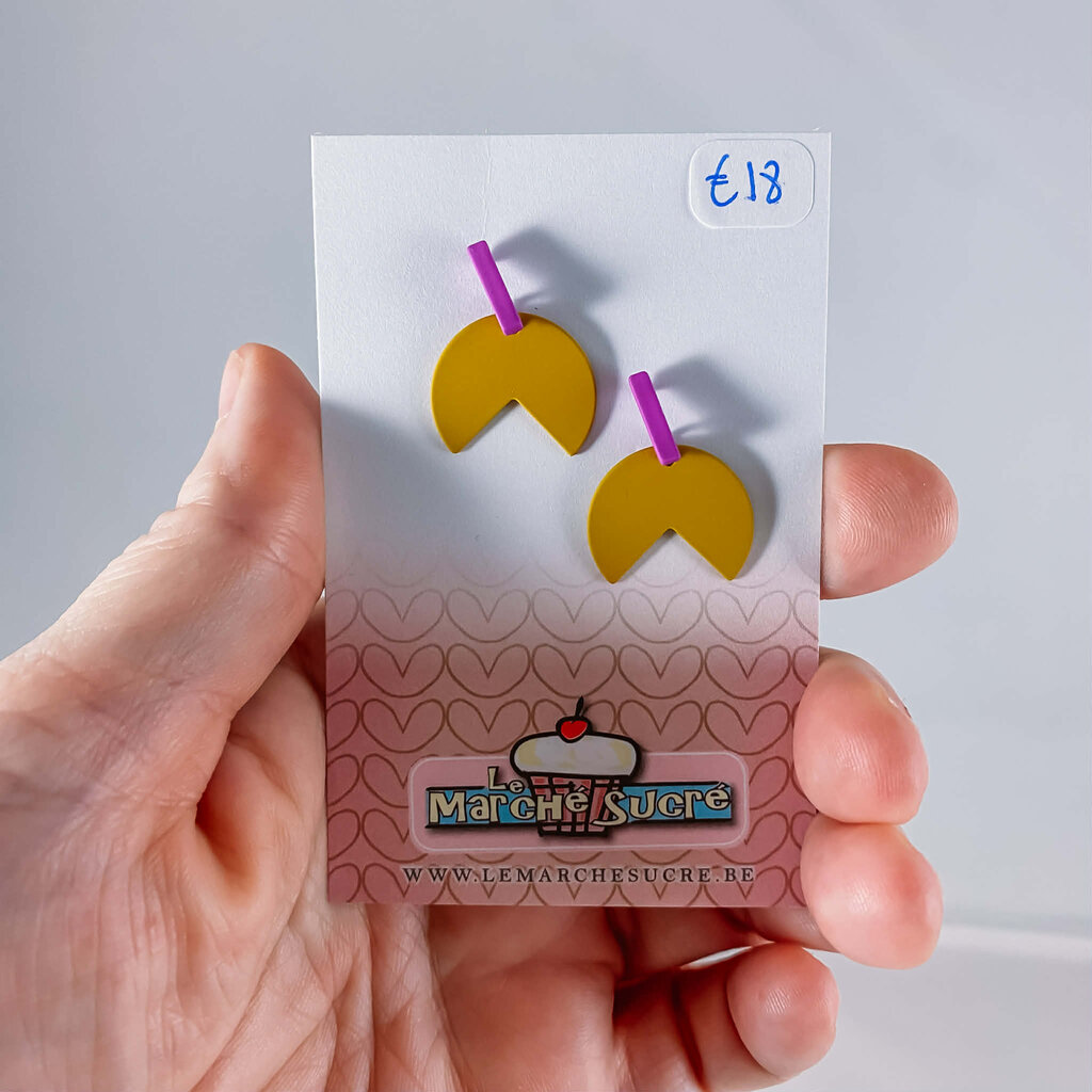 le marché sucré Le marché sucré:  oorbellen - mosterd en felpaars