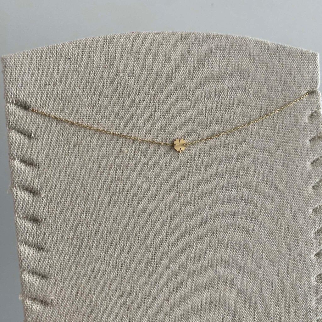 Yehwang Yehwang: Ketting met hangertje - stainless steel goud - klavertje