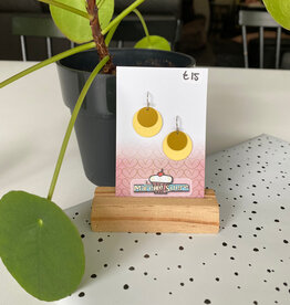 le marché sucré Le marché sucré: oorbellen - lichtgeel + camel