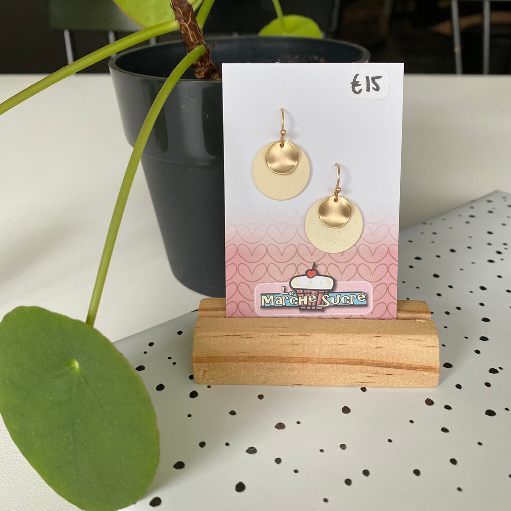 le marché sucré Le marché sucré: oorbellen - goud + ecru