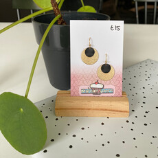 le marché sucré Le marché sucré: oorbellen - goud hangertje + goud + zwart