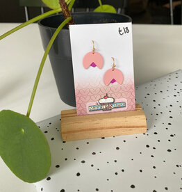 le marché sucré Le marché sucré:  oorbellen - goud + lichtroze + felpaars