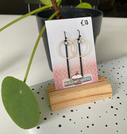 le marché sucré Le marché sucré:  oorbellen - goud + zwart