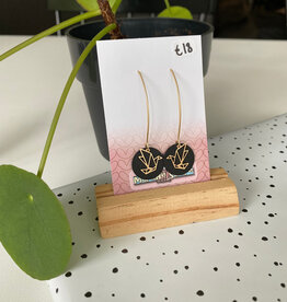 le marché sucré Le marché sucré:  oorbellen - goud + zwart