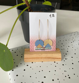 le marché sucré Le marché sucré:  oorbellen - goud + jeansblauw