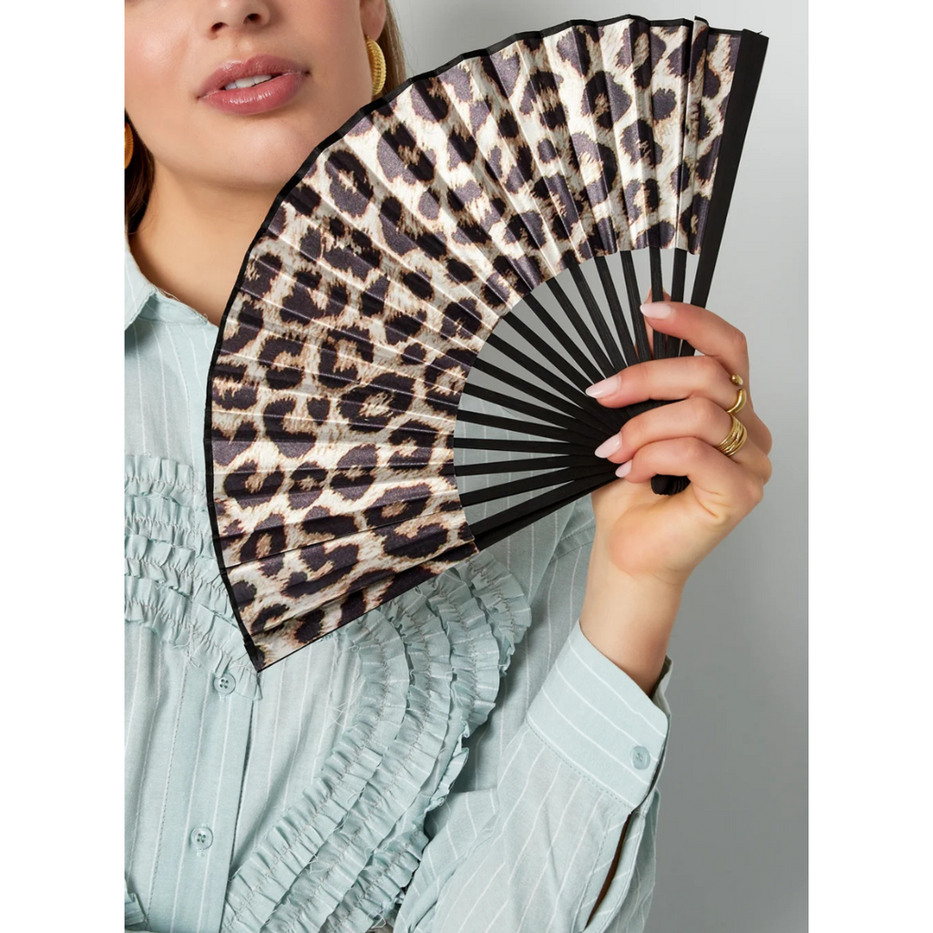Yehwang Yehwang: Opvouwbare waaier met luipaardprint
