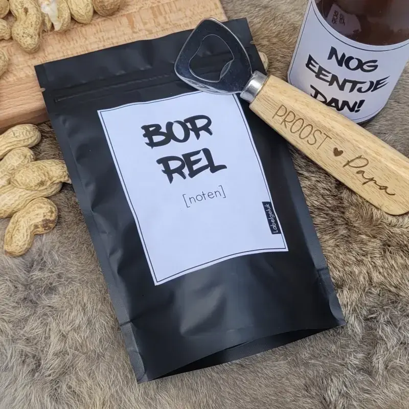 Labelgeluk Labelgeluk: Stazak | Borrel (noten)