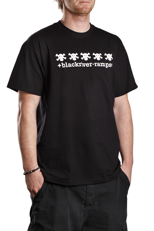 5 Skulls Fingerboarding T-Shirt 2023