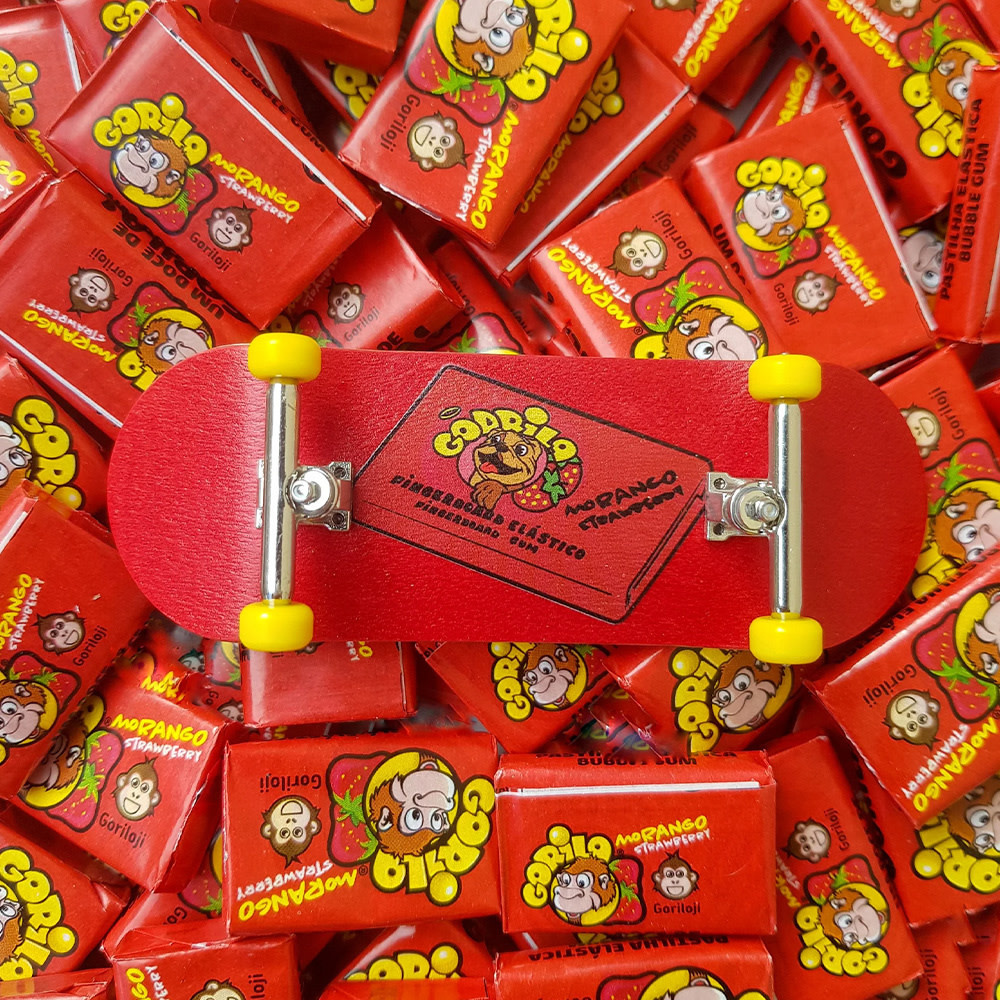 32mm Godrila Strawberry Premium Fingerboard Complete 2023