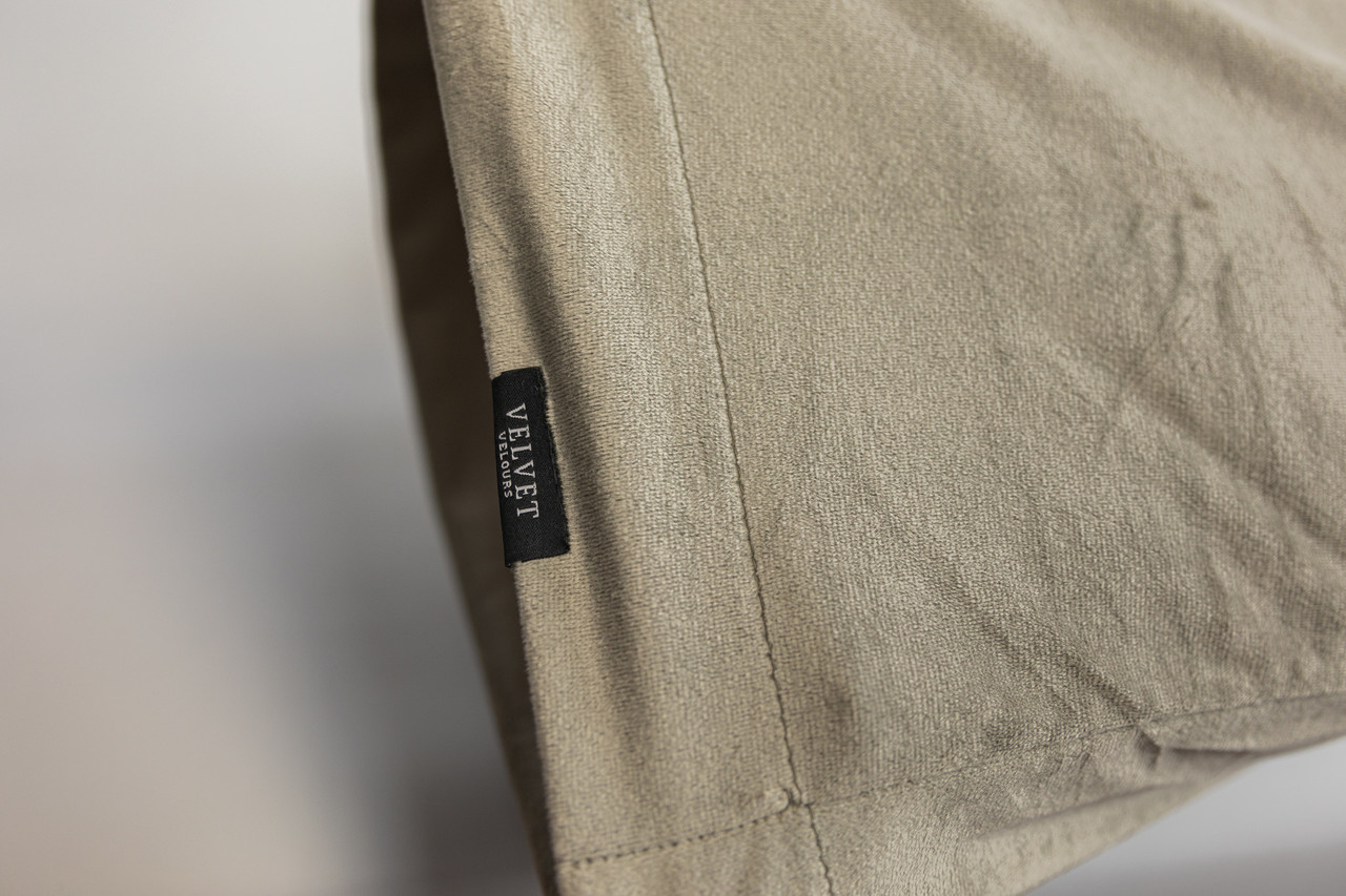 Beau Maison Velvet Kussensloop Taupe Bodypillow Beau Maison Velvet Kussensloop Taupe Bodypillow