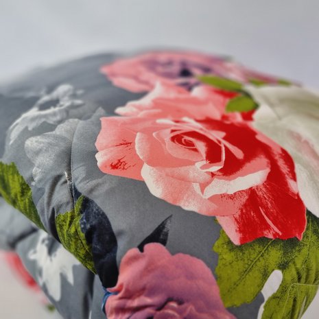 Beau Maison  Bedrukte dekbed grijs met rozen All Season