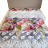 Suite Sheets Bedrukte dekbed grijs met rozen All Season Suite Sheets Bedrukte dekbed grijs met rozen All Season