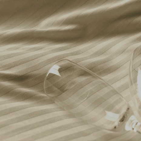 Beau Maison Bettbezug aus Baumwollsatin Hotel Line Taupe Green