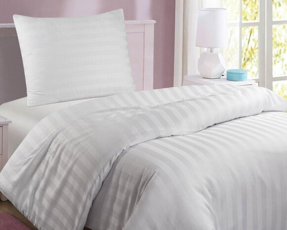 Stock Hotelleinen-Baumwollsatin, breiter Streifen, 27 mm Stock Hotelleinen-Baumwollsatin, breiter Streifen, 27 mm